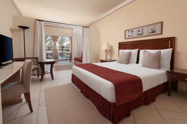 Hotel Jaz Almaza Beach Resort