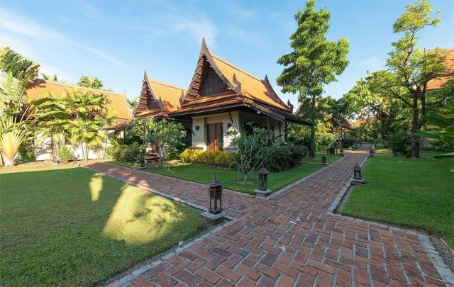 Hotel Khaolak Bhandari Resort & Spa