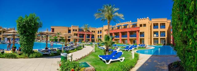 Malý okruh Egyptem / Privátní auto s průvodcem & Hotel Titanic Palace