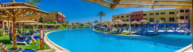 Malý okruh Egyptem / Privátní auto s průvodcem & Hotel Titanic Palace