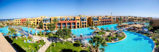 Malý okruh Egyptem / Privátní auto s průvodcem & Hotel Titanic Palace