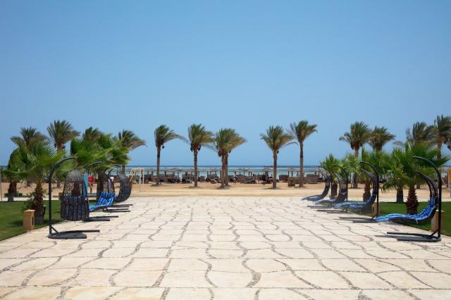 Hotel Casa Mare Resort (ex. Royal Tulip Beach Resort)