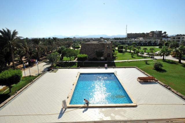 Hotel Royal Brayka Beach Resort