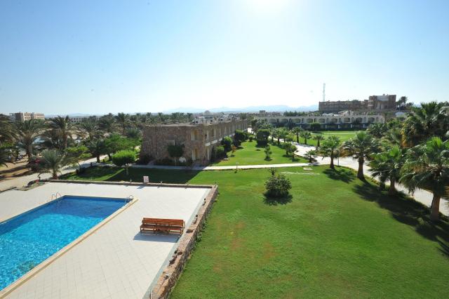 Hotel Royal Brayka Beach Resort