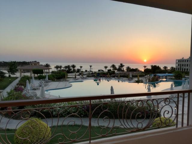 Hotel Royal Brayka Beach Resort