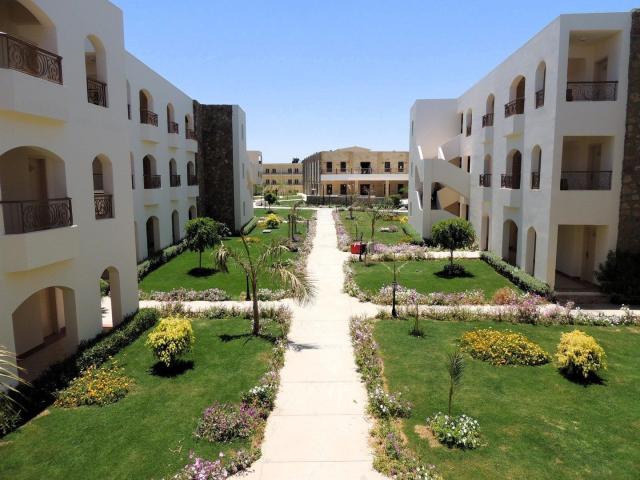 Hotel Royal Brayka Beach Resort