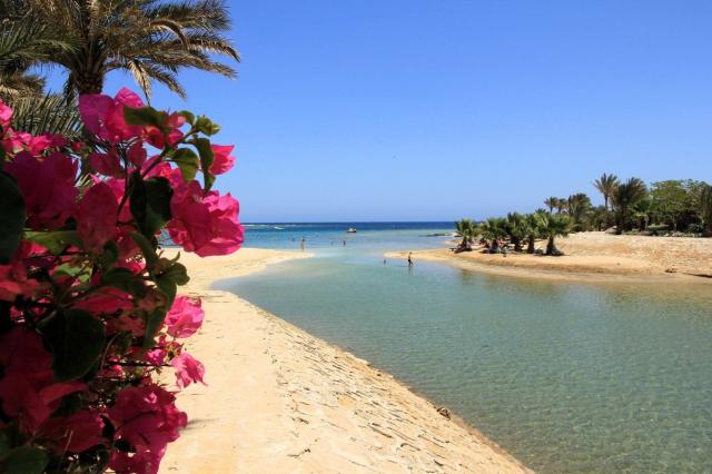 Hotel Royal Brayka Beach Resort
