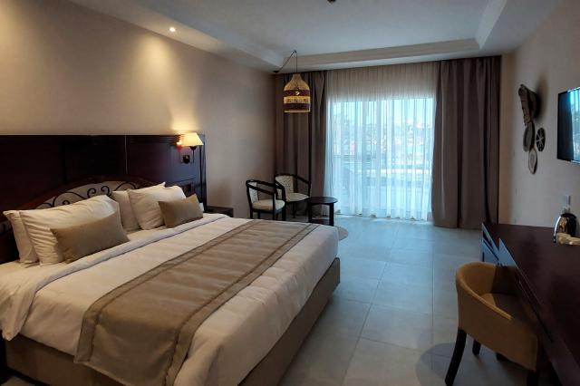 Hotel Royal Brayka Beach Resort