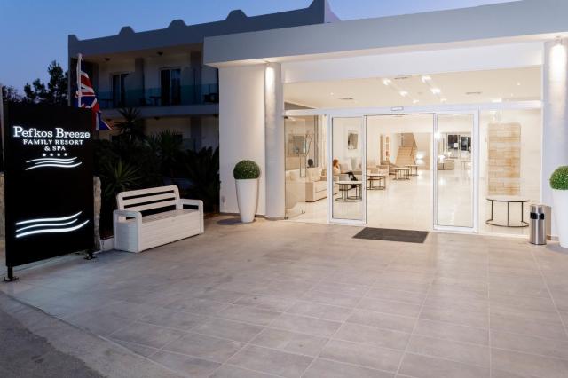 Hotel Pefkos Breeze Family Resort