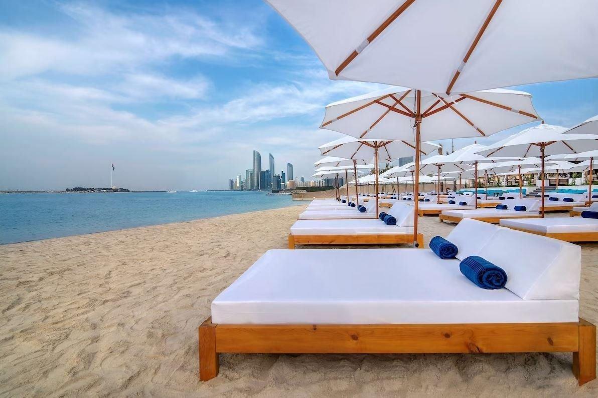 Radisson Blu Hotel & Resort Abu Dhabi Corniche