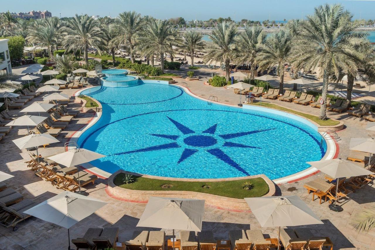 Radisson Blu Hotel & Resort Abu Dhabi Corniche