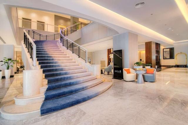 Radisson Blu Hotel & Resort Abu Dhabi Corniche