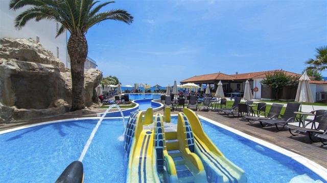 Hotel Galaxy Beach Resort