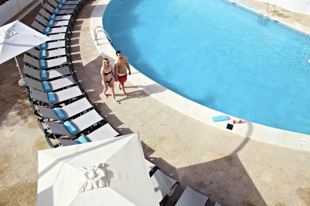 Flamingo Beach Resort