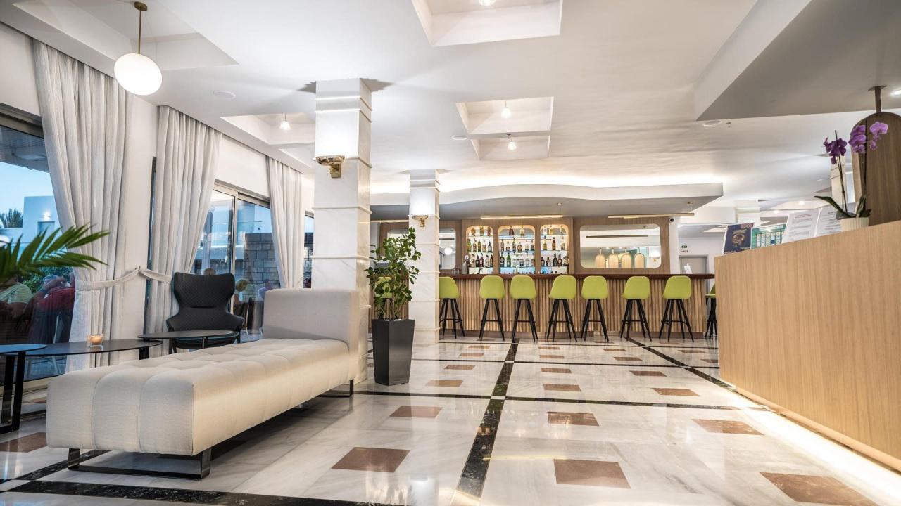 Hotel Adele Beach