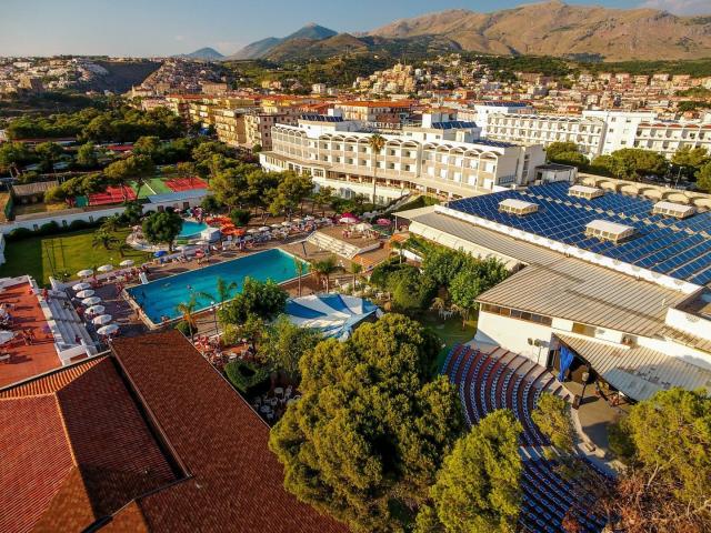 Hotel Santa Caterina Village Resort & Spa