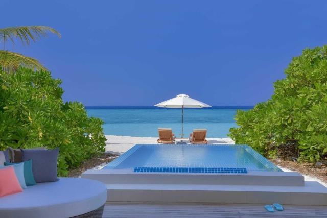 Emerald Faarufushi Resort and Spa