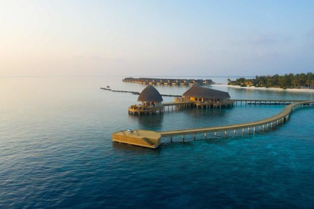 Emerald Faarufushi Resort and Spa