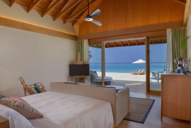 Emerald Faarufushi Resort and Spa