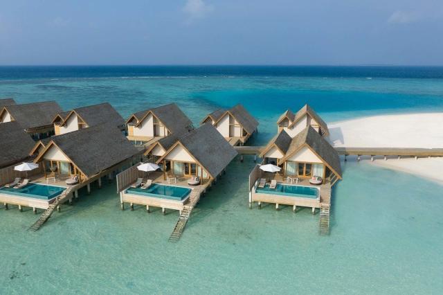 Emerald Faarufushi Resort and Spa