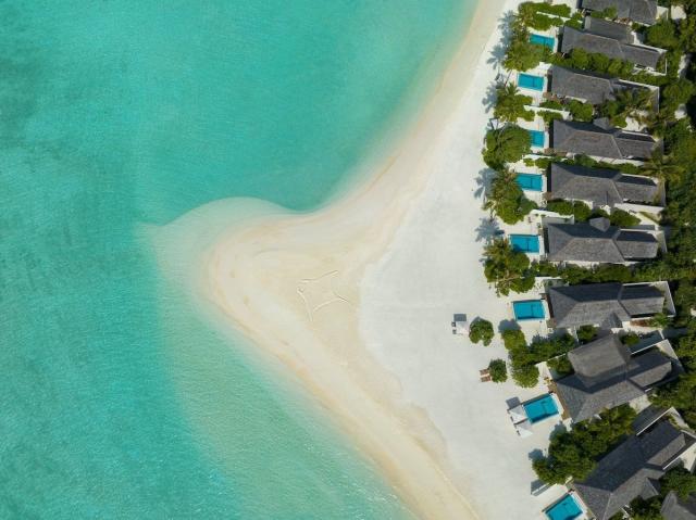 Emerald Faarufushi Resort and Spa