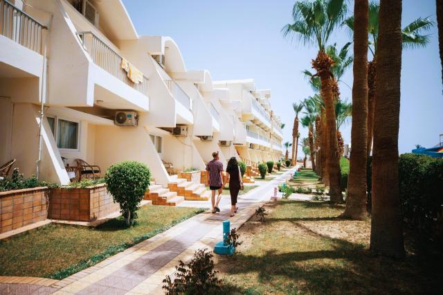 Hotel Empire Beach Aqua Park