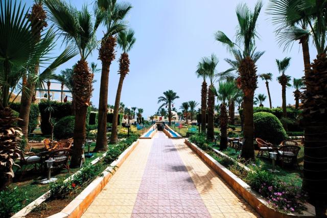 Hotel Empire Beach Aqua Park