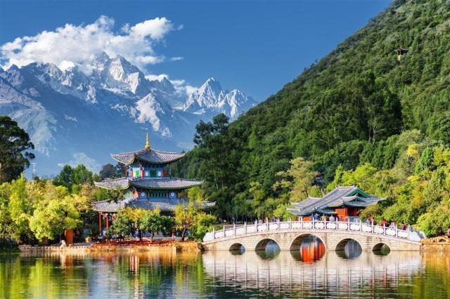 Jade Dragon Snow Mountain