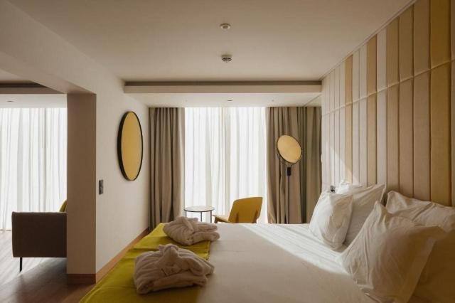 Hotel Lumen Hotel & The Lisbon Light Show