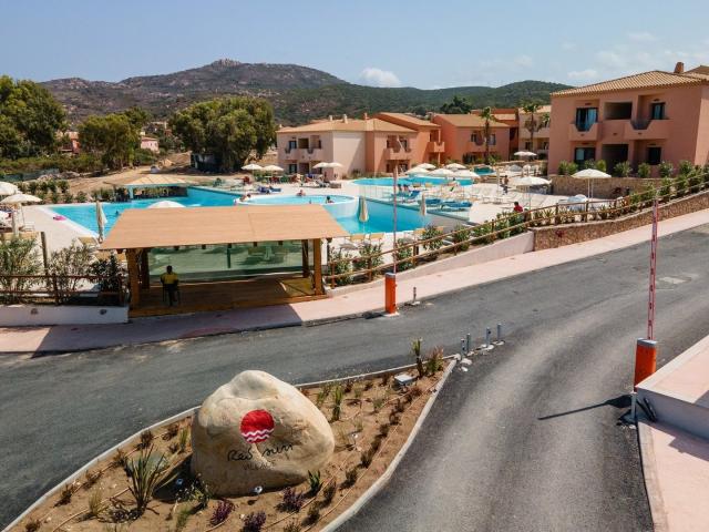 Hotel Red Sun Village