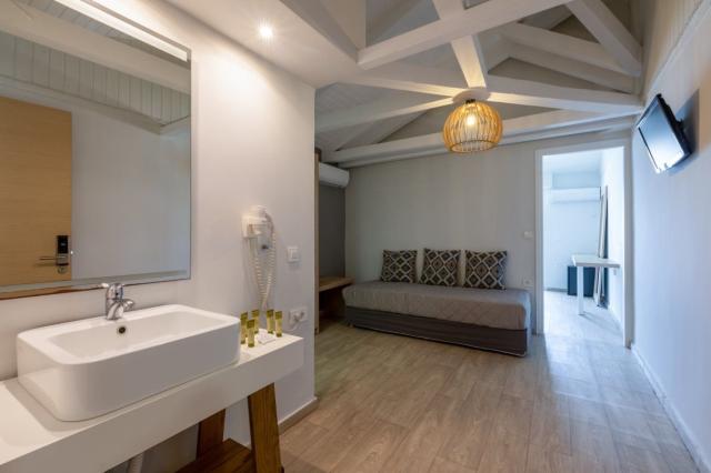 Hotel Cameo Beach Resort