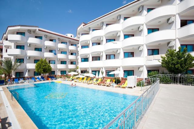 Hotel Narcia Resort Side