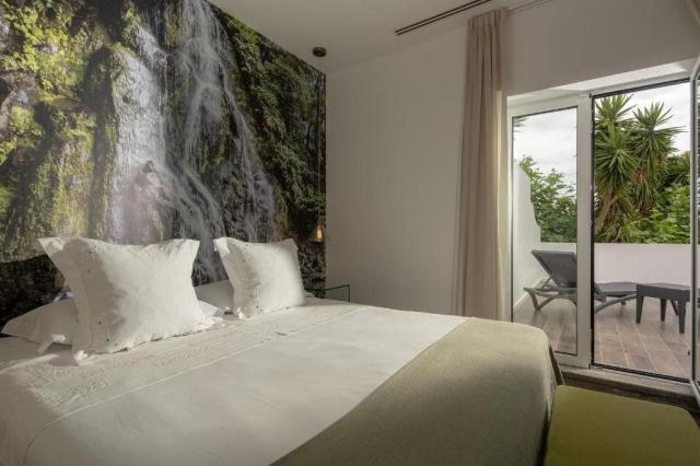Senhora da Rosa Tradition and Nature Hotel