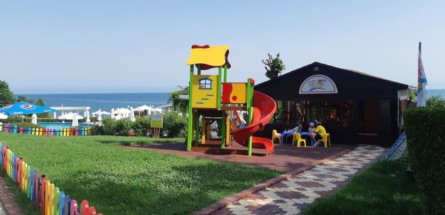 Hotel Sineva Beach