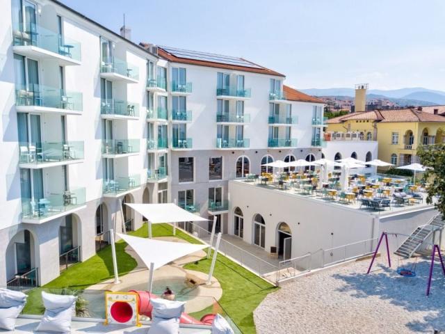 Aminess Lišanj Family hotel