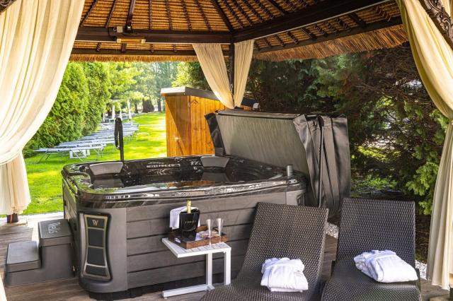 Lotus Therme Hotel & Spa