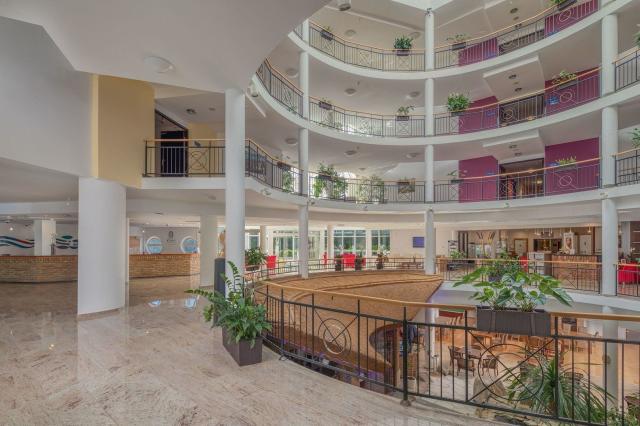Lotus Therme Hotel & Spa