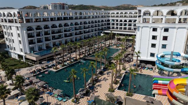 Hotel Fafa Aqua Palace
