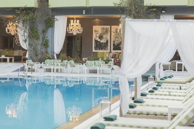 La Piscine Art Hotel
