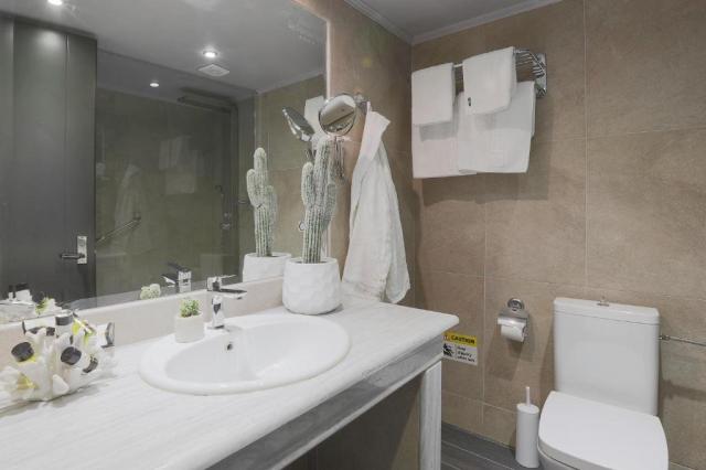 La Piscine Art Hotel