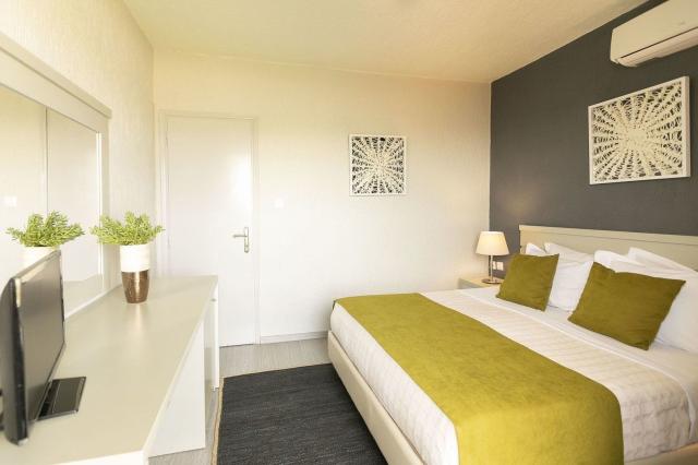 La Piscine Art Hotel