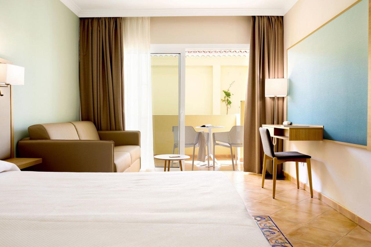 Hotel R2 Buganvilla