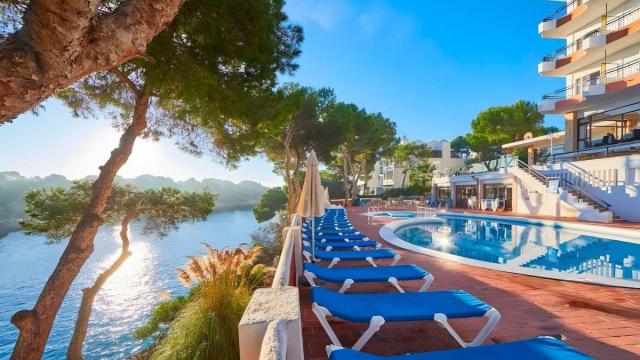 Hotel Cabot Cala Ferrera
