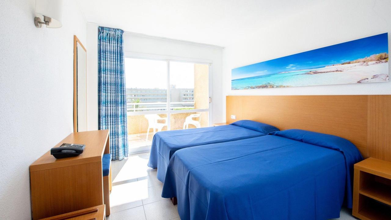 Aparthotel Club Cala Romani