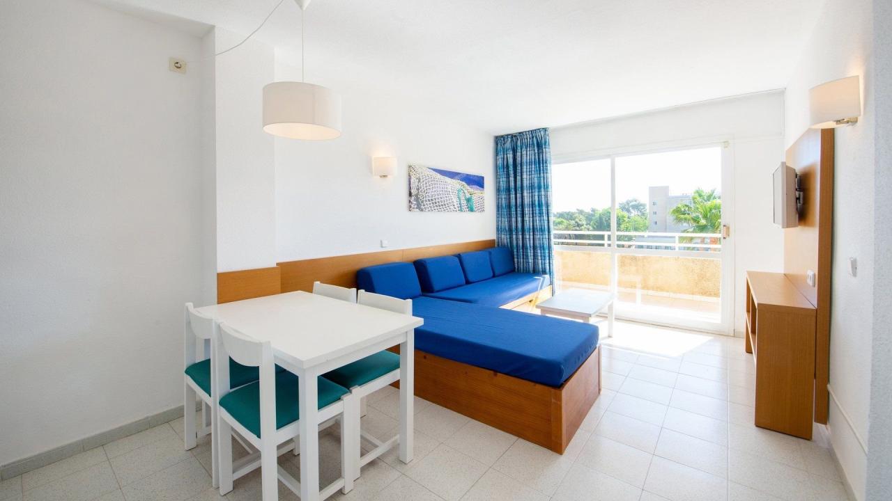 Aparthotel Club Cala Romani