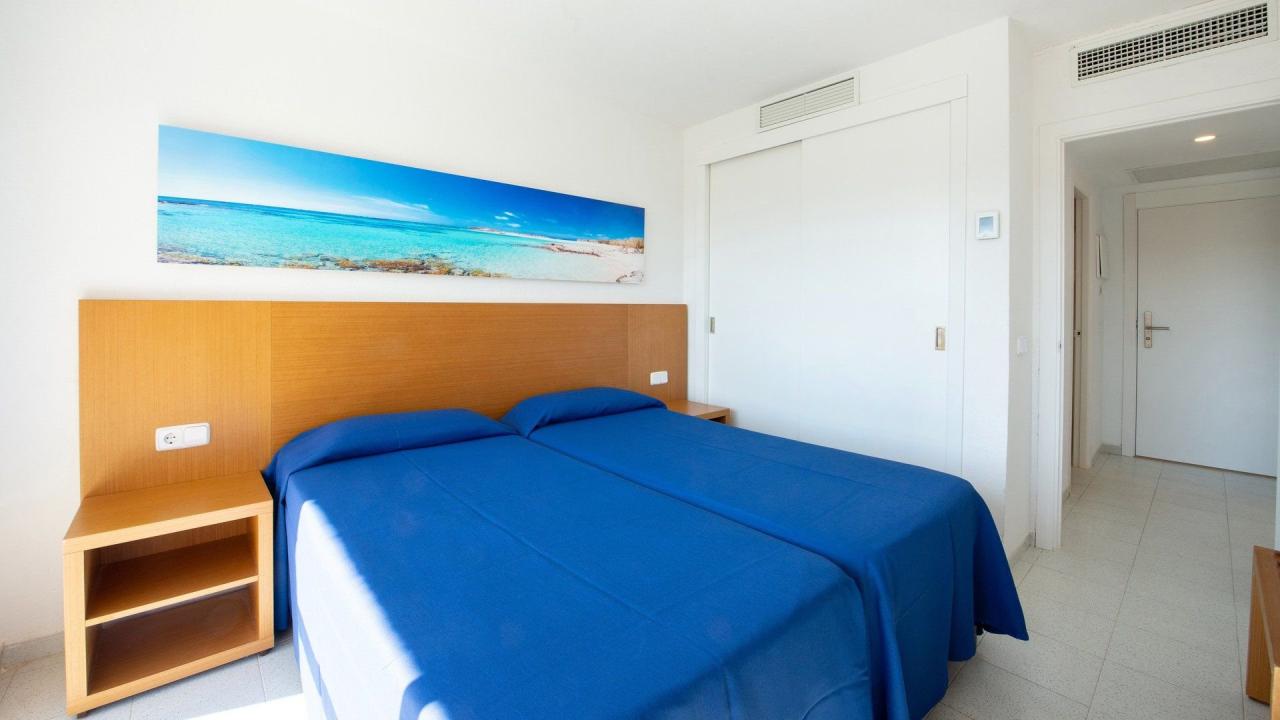 Aparthotel Club Cala Romani