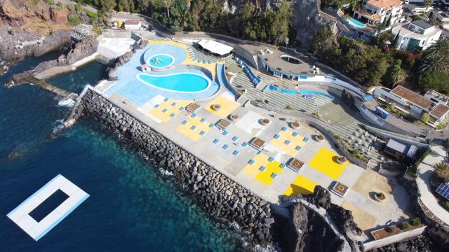 Hotel The Views Baia