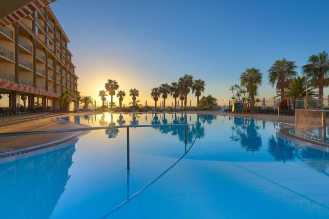 Hotel The Views Oasis