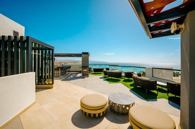 Aparthotel R2 Higos Beach