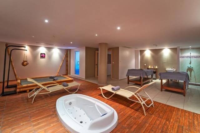 Hotel Kresten Royal Euphoria Resort